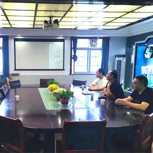 湖南省殘聯(lián)領導蒞臨長沙德誠精博參觀指導